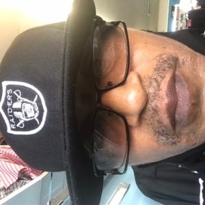 Meet your Posher, Charles